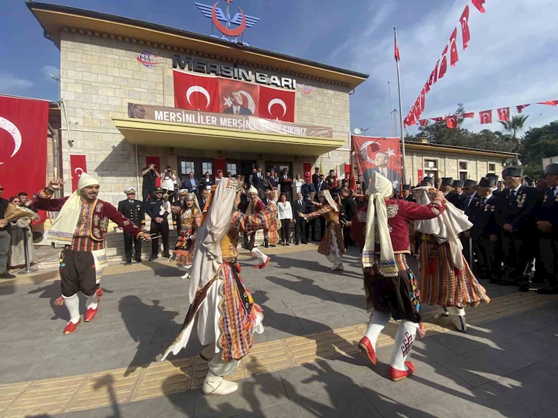 Atatürk’ün Mersin’e gelişinin 102’inci yıl dönümü törenle kutlandı
