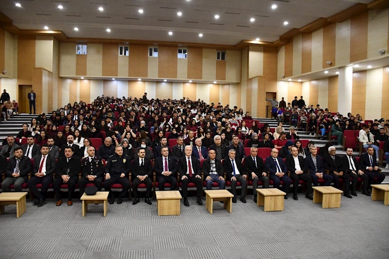 Kulu’da Çanakkale Zaferi’nin yıl dönümünde şehitler anıldı
