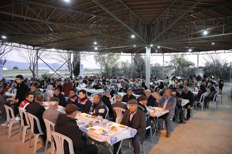 Didim Belediyesi vatandaşları iftar sofralarında buluşturuyor
