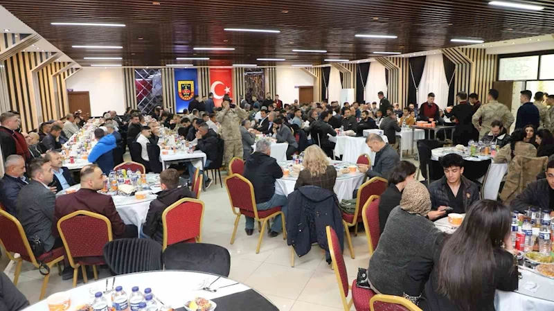 Kaymakam Uğuz, şehit yakınları, gaziler ve yakınlarıyla iftar programında buluştu
