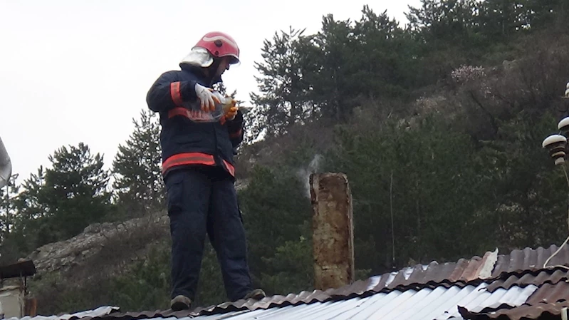 Bolu’da iş yerindeki baca yangını korkuttu
