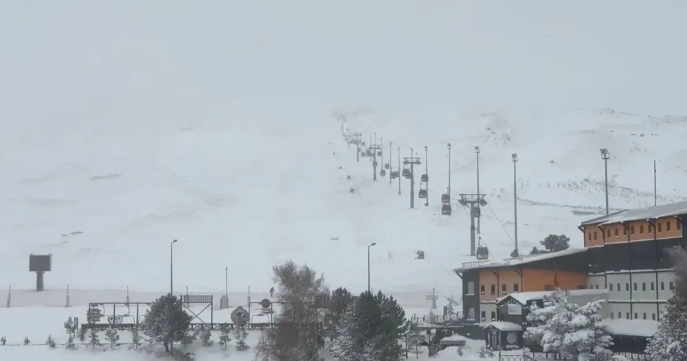 Erciyes’te kapanan pistler temizleniyor