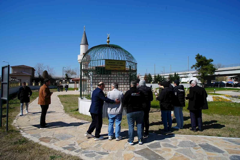 Edirne’de gün yüzüne çıkarılan Muhammed Bin Kutbüddîn İznîkî Hazretlerinin türbesine ziyaretçi akını
