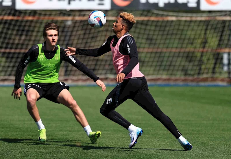 Beşiktaş, Galatasaray maçı hazırlıkarını sürdürdü
