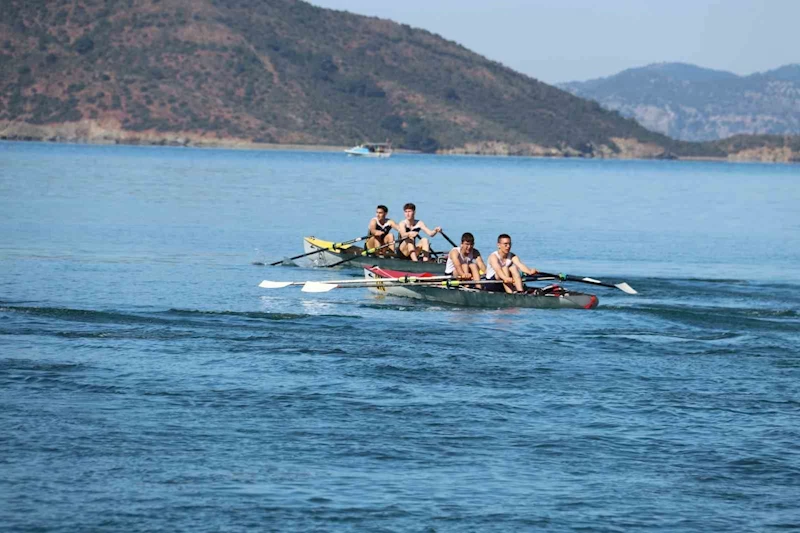 Fethiye’de Uzun Mesafe Deniz Küreği Türkiye Kupası Yarışları başladı
