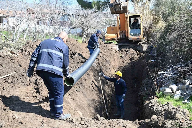 Üçpınar’ın kanalizasyon altyapı sorunu çözülüyor
