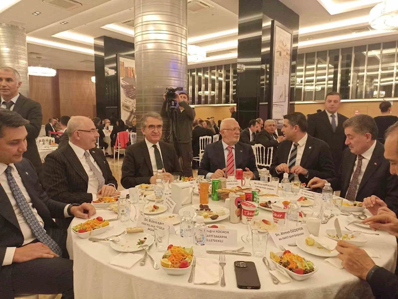 TÜRMOB iftar yemeği düzenledi
