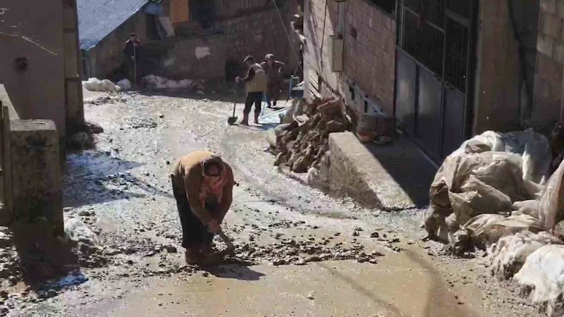 Ardeşen’deki heyelanlı bölge havadan görüntülendi
