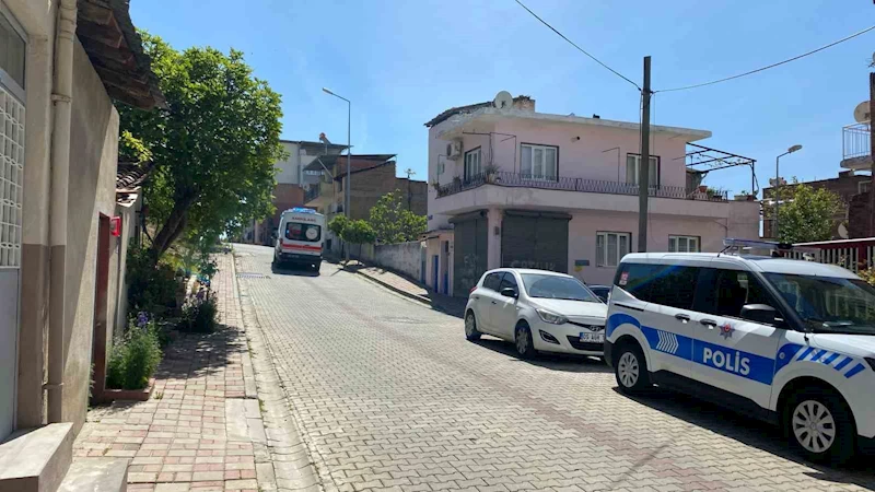 Komşular şüphesinde haklı çıktı, evinde ölü bulundu
