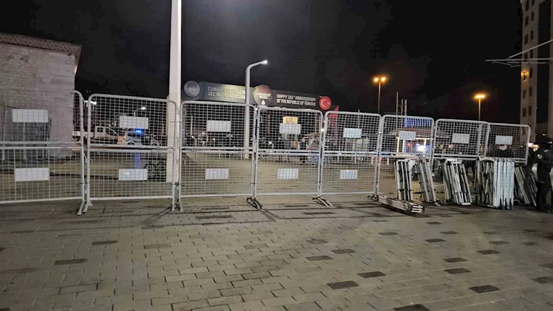 İstanbul’da 1 Mayıs nedeniyle bazı yollar trafiğe kapatıldı
