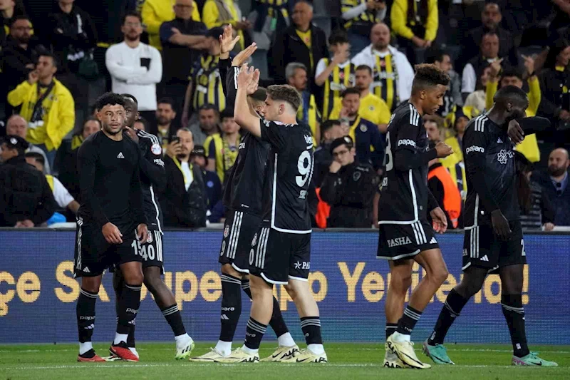 Beşiktaş, Fenerbahçe’ye karşı 20 yıllık hasreti sonlandırmak istiyor
