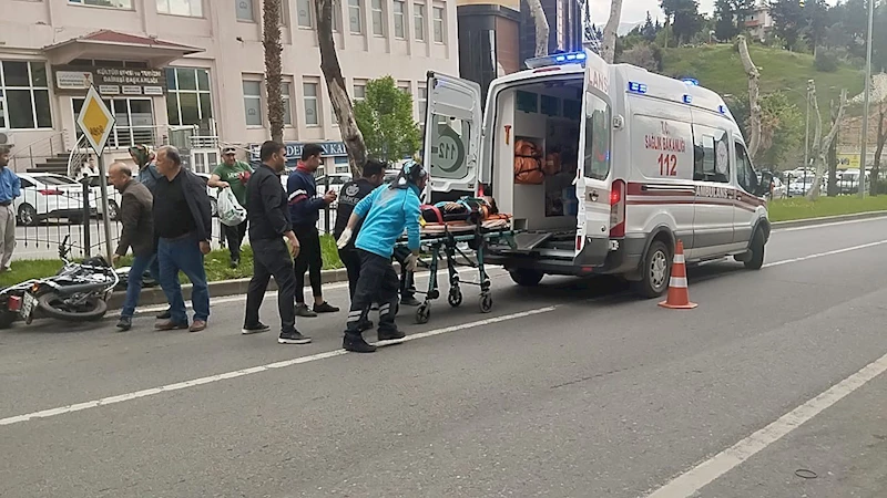 Motosikletin çarptığı yaya hayatını kaybetti
