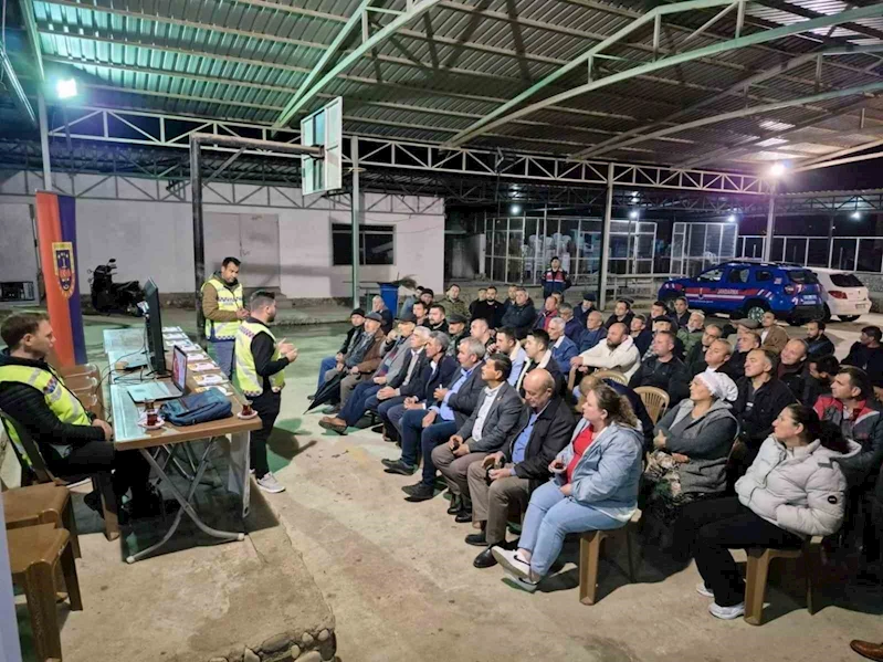 Mahalle sakinlerine ‘Siber Dolandırıcılık’ bilgilendirmesi
