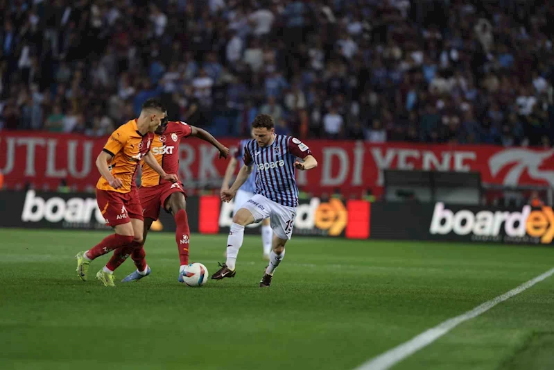 Galatasaray’da 2 değişiklik
