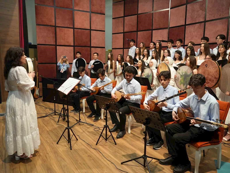 Çanakkale Savaşı döneminde mezun veremeyen Anadolu’nun ilk lisesi, 140’ıncı kuruluş yılını kutluyor
