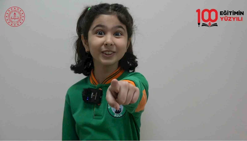 Minik yüreklerden Anneler Günü’ne renkli kutlama
