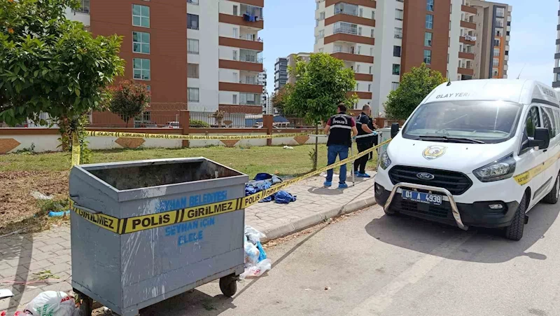 Çöp konteynerinden insan kafatası çıktı
