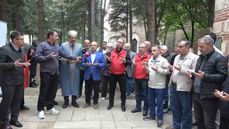 Fatih Sultan Mehmed’in annesi Hüma Hatun Anneler Günü’nde dualarla anıldı
