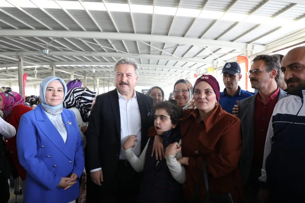 Melikgazi Belediyesi, Anneler Günü Şenliği ile gönüllere dokundu
