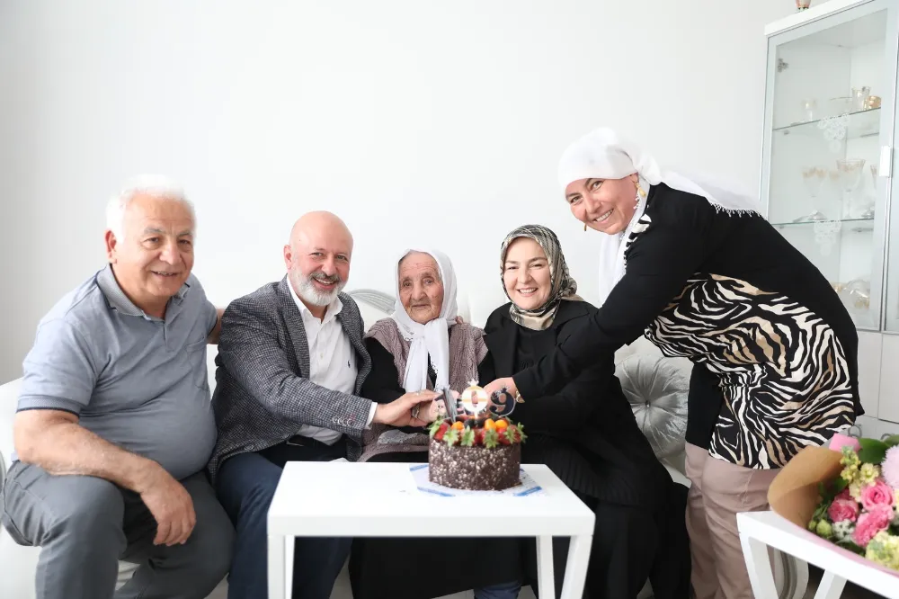 109 yaşındaki Şemşi Nine’ye Anneler Günü sürprizi
