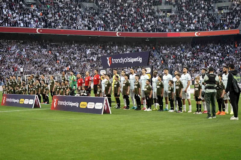 Trednyol Süper Lig: Beşiktaş: 0 - Adana Demirspor: 0 (Maç devam ediyor)
