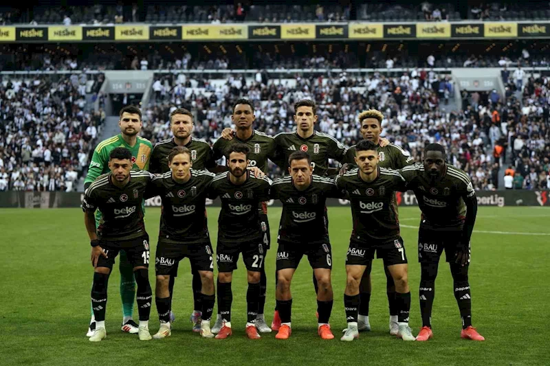 Solskjaer’den kadroda 3 değişiklik
