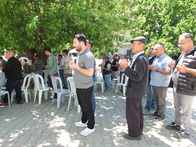 Balıkesir’de Çiftçi Hayrı 2 bin 500 kişiyi buluşturdu
