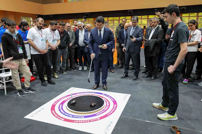 SUBÜ’de düzenlenen Robot ve Teknoloji Olimpiyatları bir ilk oldu
