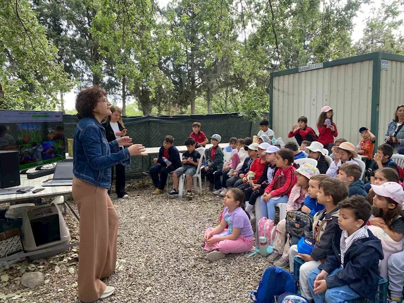 Burhaniyeli öğrenciler Ören’in doğal ve kültürel değerlerini öğrendi
