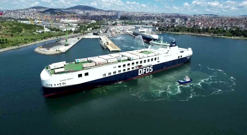 Türkiye ile İtalya arasında 10 bininci Ro-Ro seferi gerçekleştirildi
