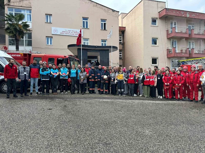 Giresun’da hastanede gerçeği aratmayan tatbikat
