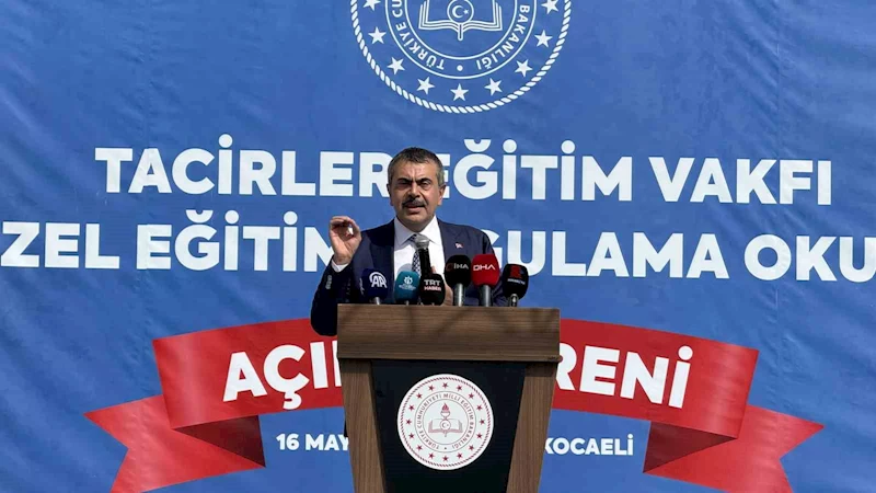 Bakan Tekin: 