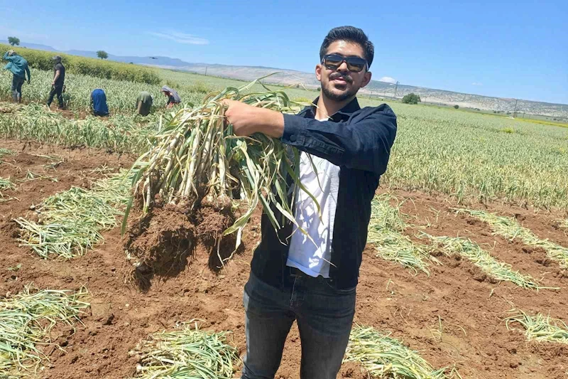 Arabanlı genç, baba mesleğini daha iyi yapabilmek için mühendis oldu
