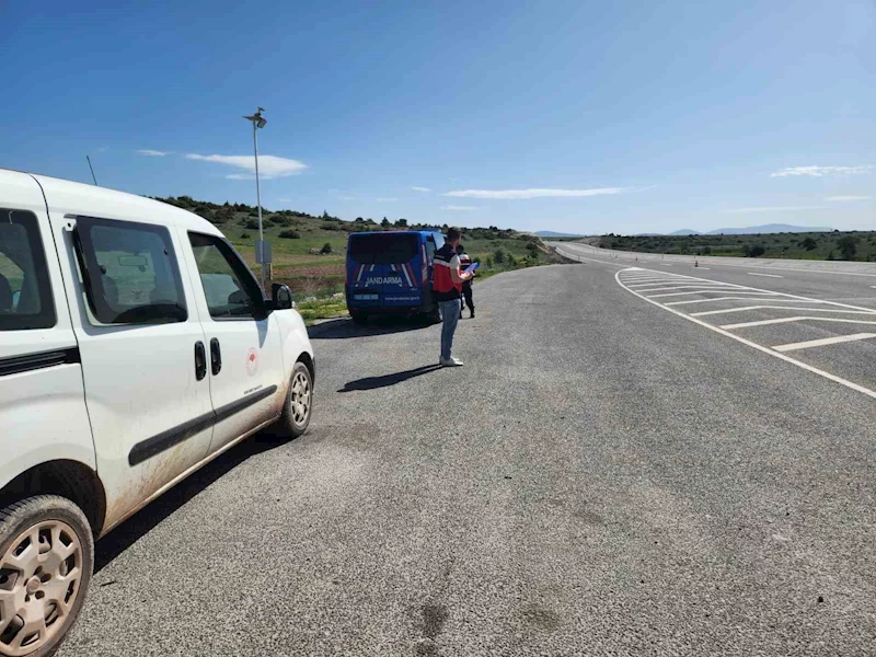 Aslanapa’da hayvan hareketlerine yönelik yol kontrolleri

