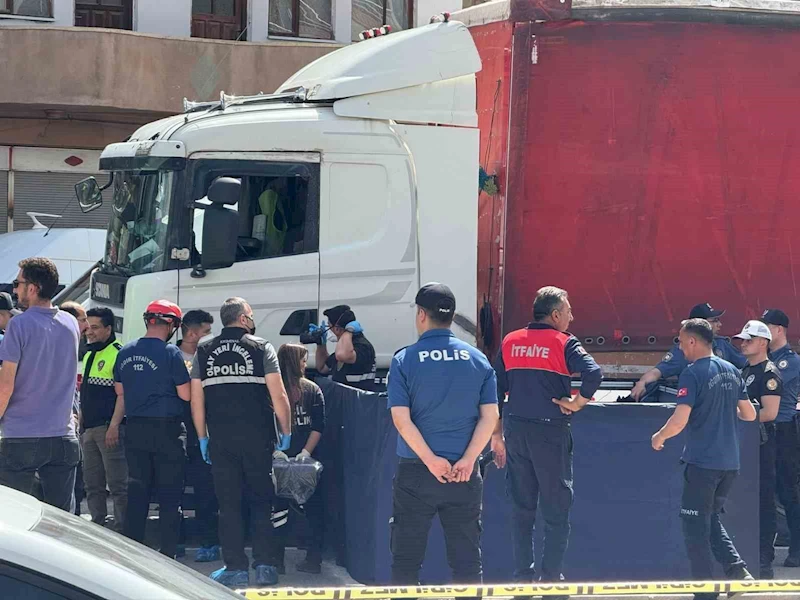 Iğdır’da karşıdan karşıya geçmeye çalışan kadın hayatını kaybetti
