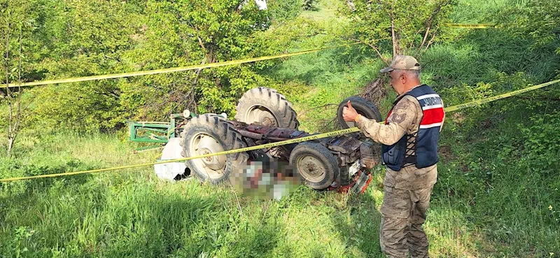 Traktörün altında kalan sürücü hayatını kaybetti
