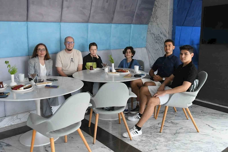Kuşadası’ndan Estonya’ya robotik başarı yolculuğu
