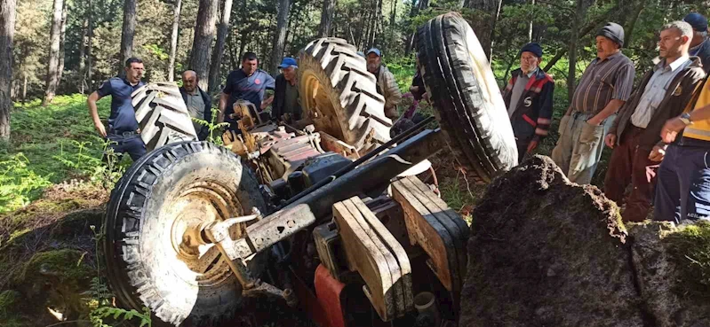 Sındırgı’da traktör altında kalan sürücü hayatını kaybetti
