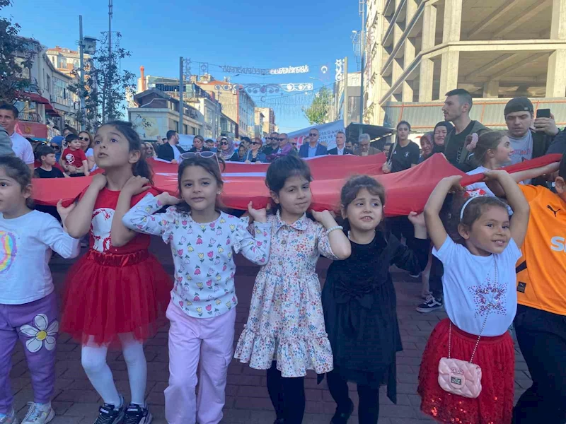 Ümraniye’de 19 Mayıs coşkuyla kutlandı
