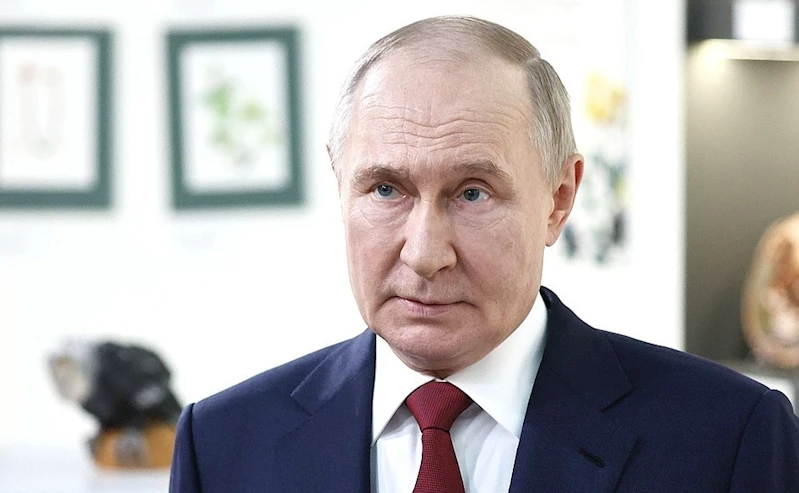 Trump ve Putin telefonda görüştü
