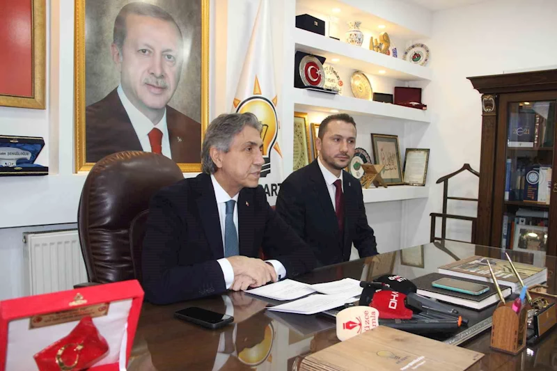 Yerel Yönetimler Başkanı Demir 