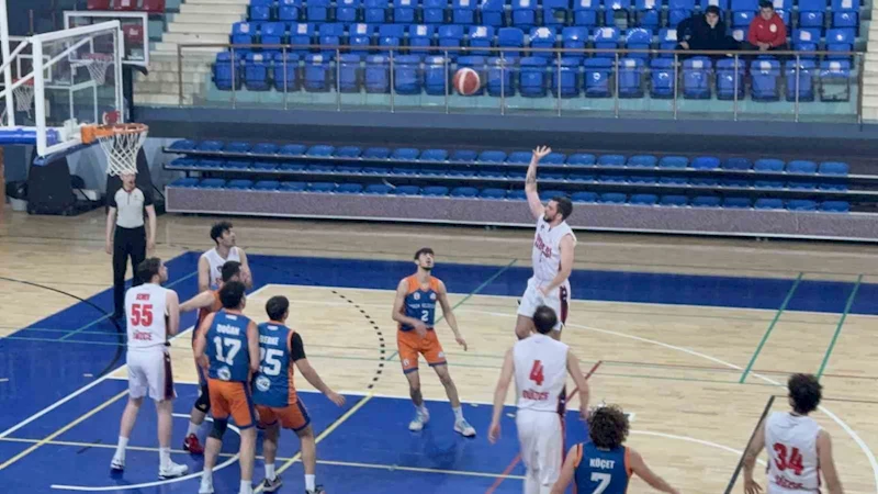 EBBL 2. Lig Play-Off Düzce 81: 84 - Samsun Atakum: 63
