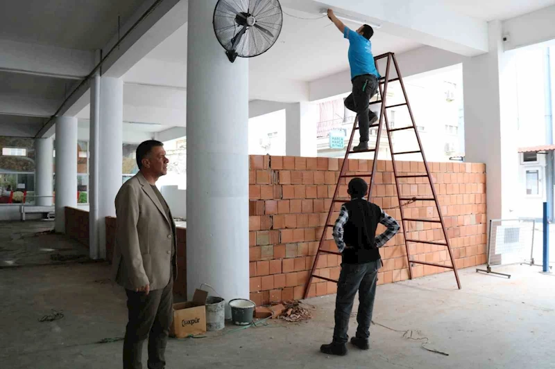 Yenipazar Belediyesi çok amaçlı binayı yeniliyor
