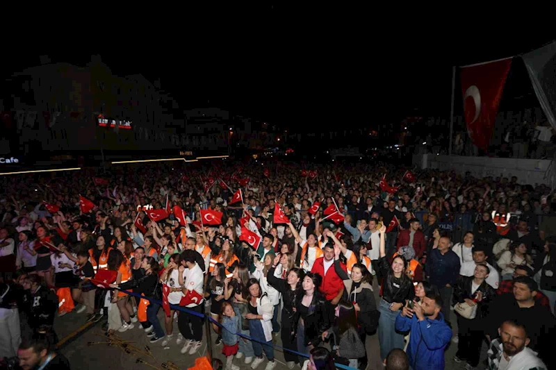 19 Mayıs coşkusu Büyükşehir konserleri ile yaşandı

