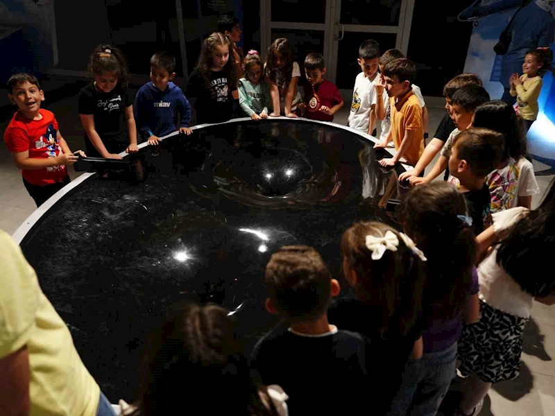 Bolu’dan Düzce’ye gelen öğrenciler bilim deneyi yaşadı
