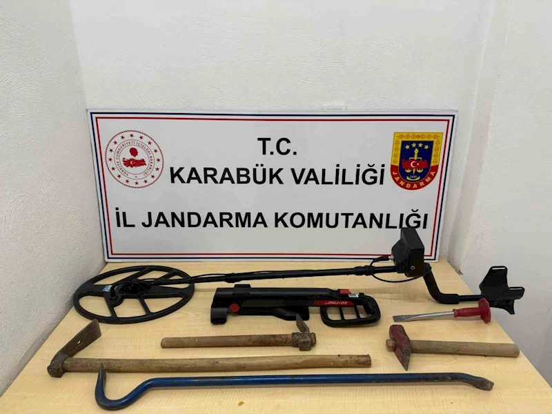 Karabük’te izinsiz kazı yapan 2 kişi suçüstü yakalandı
