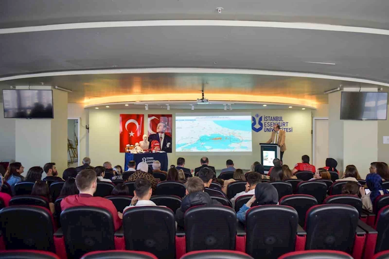 Esenyurt Belediyesi’nden üniversite öğrencilerine afet bilinci eğitimi

