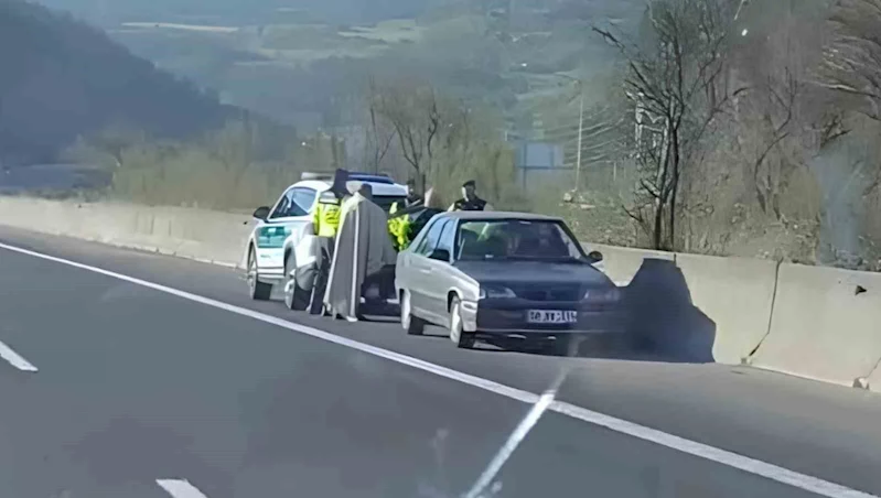 TEM’de kilometrelerce mesafe ters şeritten gitti: 9 bin TL ceza yedi
