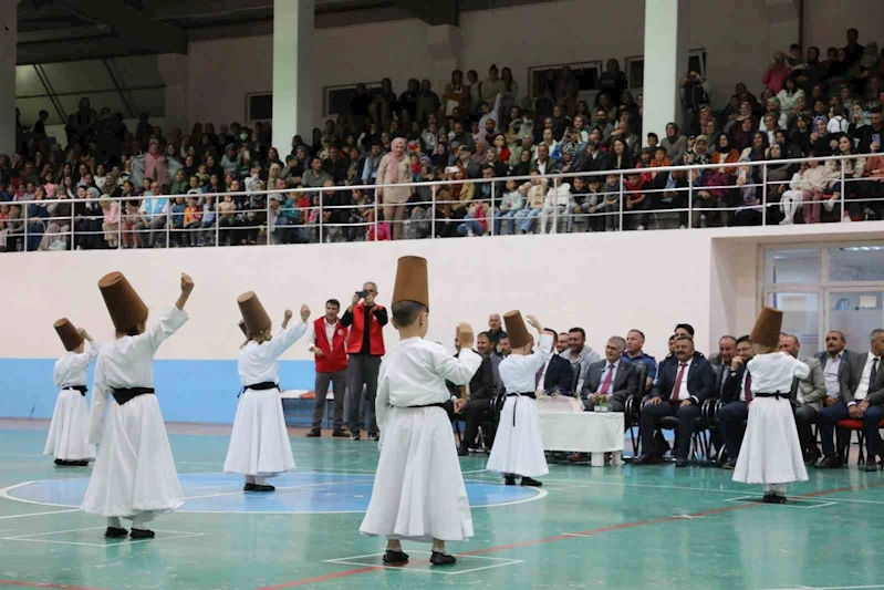 Minikler Kuran kursu mezuniyet sevinci yaşadı
