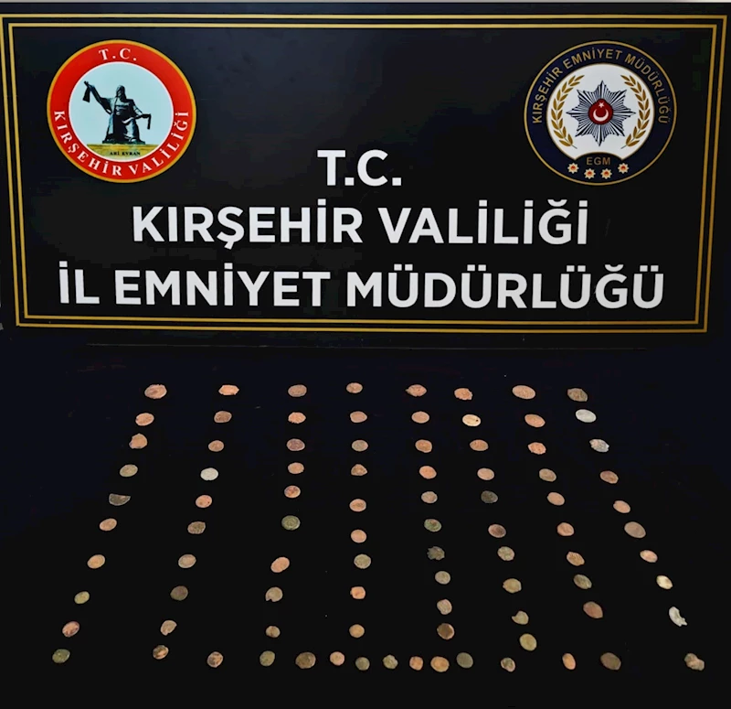 Kırşehir’de tarihi eser kaçakçılarına operasyon: 151 parça tarihi eser ele geçirildi

